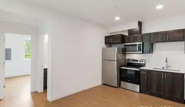 2 of 37 5042 NE Fremont Apartment for rent in Portland, OR