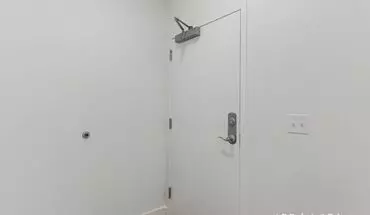 3 of 37 5042 NE Fremont Apartment for rent in Portland, OR