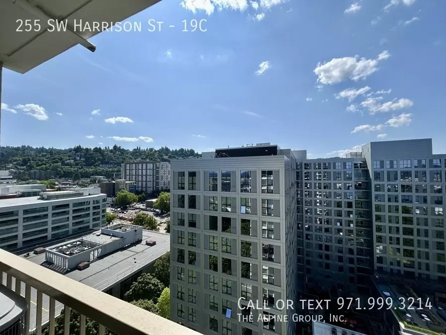 255 SW Harrison St Apartment for rent in Portland, OR