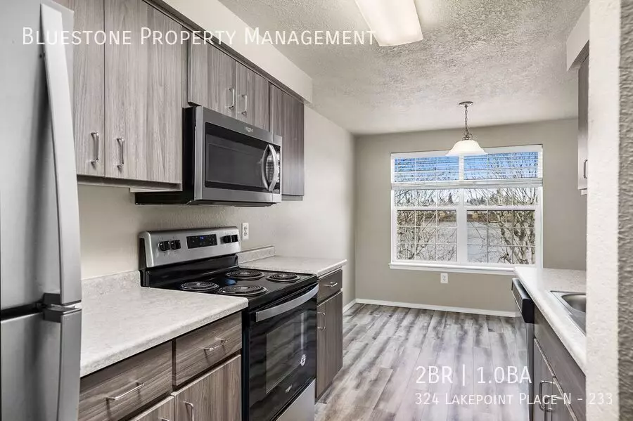 324 Lakepoint Pl N Apartment for rent in Keizer, OR