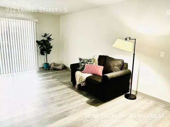912 Laurel St Apartment for rent in Des Moines, IA