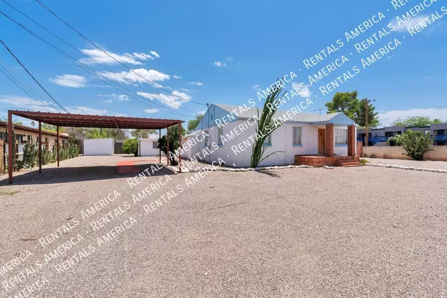 301 W Roger Rd House for rent in Tucson, AZ