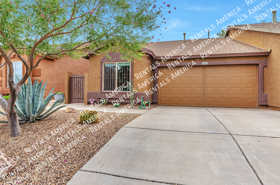 2042 E Calle Arroyo Lindo Apartment for rent in Tucson, AZ