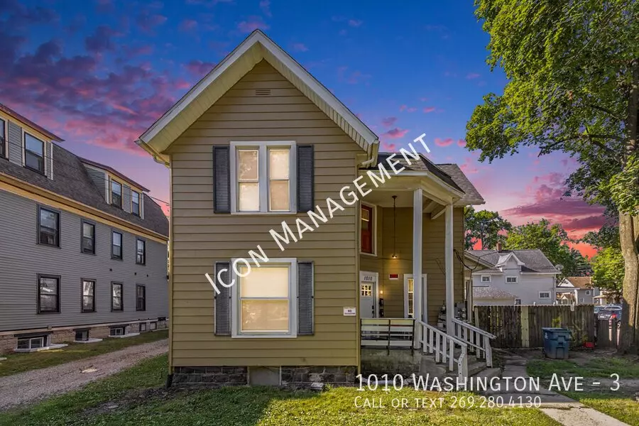1010 Washington Ave Apartment for rent in Kalamazoo, MI