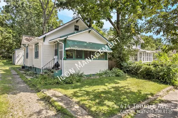 414 Trimble Ave Apartment for rent in Kalamazoo, MI