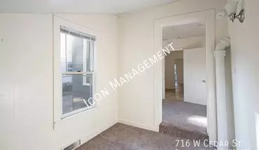3 of 16 716 W Cedar St House for rent in Kalamazoo, MI