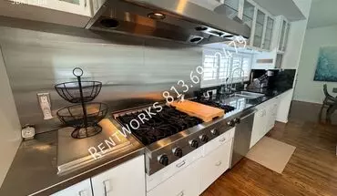 4 of 25 2904 N Shoreview Pl House for rent in Tampa, FL