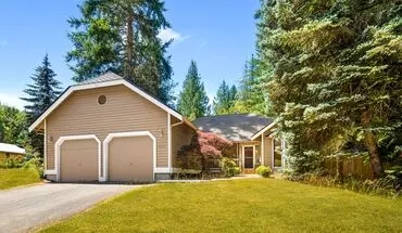 2 of 18 2017 230th Pl NE House for rent in Sammamish, WA