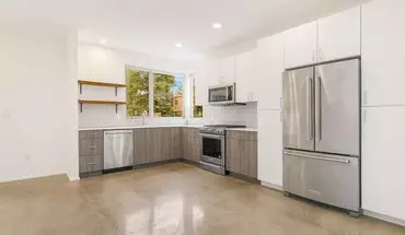 4 of 19 1520 13th Ave S House for rent in Seattle, WA