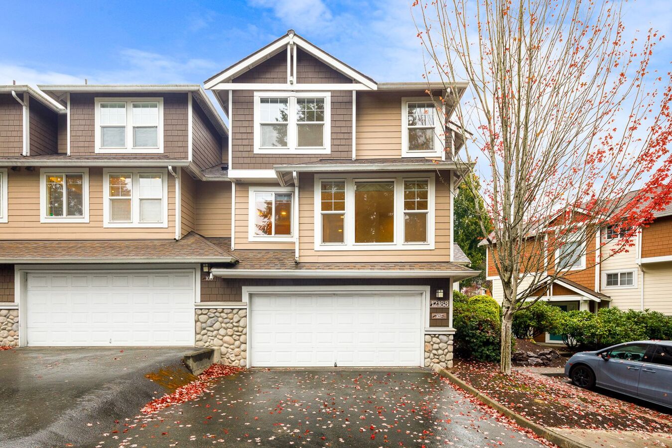 12188 NE 24th St Bellevue, WA House for Rent Rentable