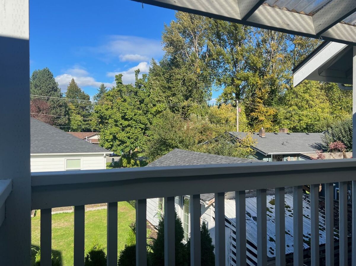 330 Rainier Blvd N Issaquah, WA Apartment for Rent | Rentable, image size:1201x900