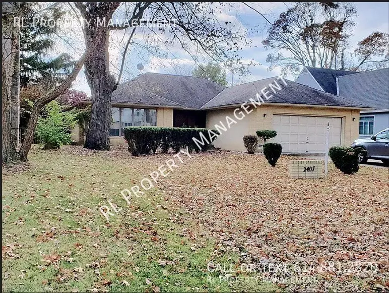2407 Berwick Blvd House for rent in Columbus, OH