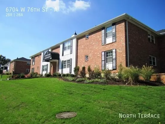 6704 W 76th St Apartment for rent in Overland Park, KS