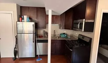 2 of 5 27 N Maple Ct Apartment for rent in Addison, IL