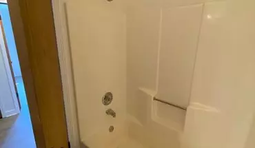 4 of 11 6030 80Th Pl Apartment for rent in Kenosha, WI