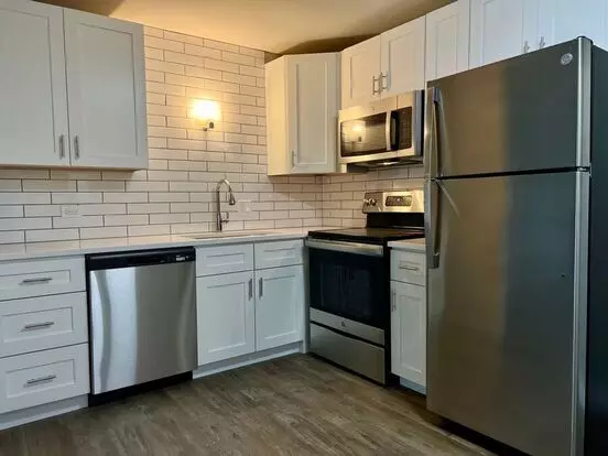 4955 Fender Rd Apartment for rent in Lisle, IL