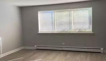 5 of 9 12400 S Harding Ave Apartment for rent in Alsip, IL