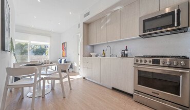 5851 W 88Th St Apartment for rent in Los Angeles, CA