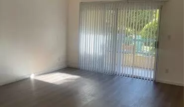 4 of 50 18307 Burbank Blvd Apartment for rent in Tarzana, CA