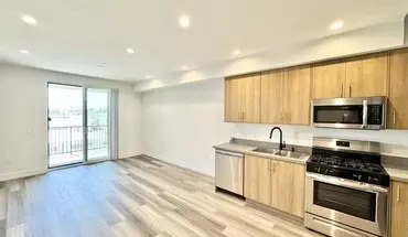 2 of 25 11155 1/4 Huston St Apartment for rent in North Hollywood, CA