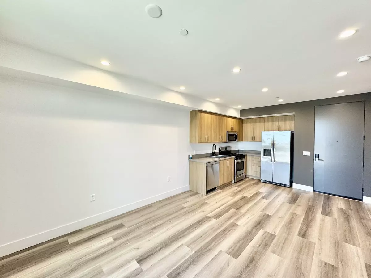 11155 1/4 Huston St Apartment for rent in North Hollywood, CA