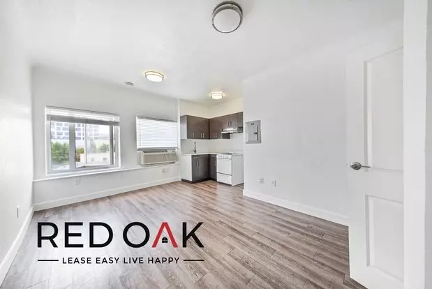 1417 3/4 N Bronson Ave Apartment for rent in Los Angeles, CA