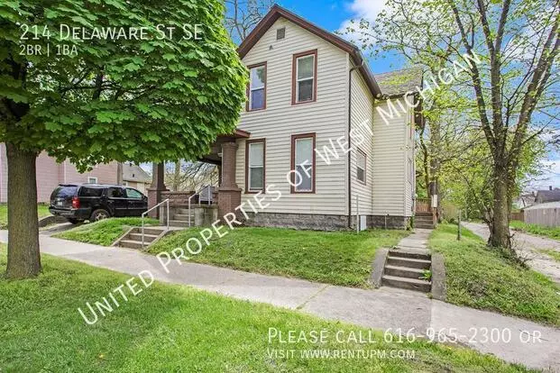 214 Delaware St SE Apartment for rent in Grand Rapids, MI