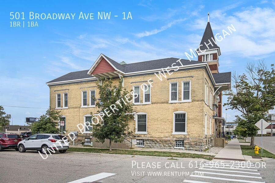 501 Broadway Ave NW Apartment for rent in Grand Rapids, MI