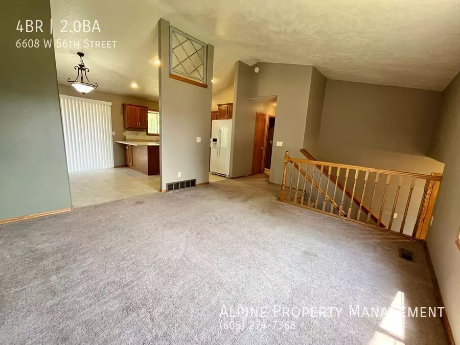 6608 W 56th St House for rent in Sioux Falls, SD