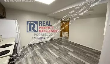 3 of 11 1422 E Elm St House for rent in Pocatello, ID