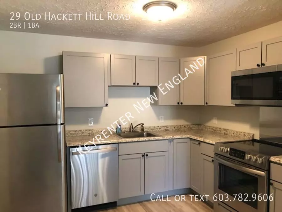 29 Old Hackett Hill Rd House for rent in Manchester, NH