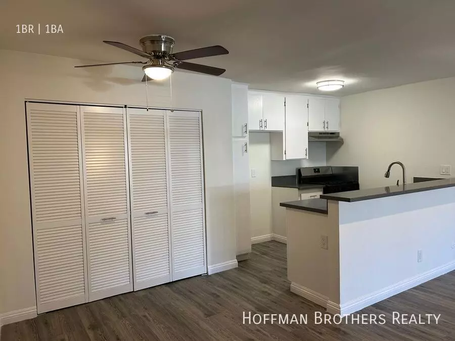 6738 Independence Ave Apartment for rent in Canoga Park, CA