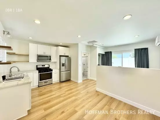 5256 Beeman Ave Apartment for rent in Valley Village, CA