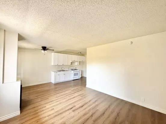 15552 Nordhoff St Apartment for rent in North Hills, CA
