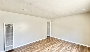 10910 S Avalon Blvd Apartment for rent in Los Angeles, CA