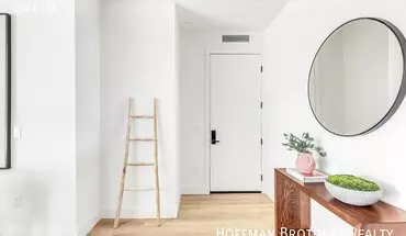 2 of 22 14753 Burbank Blvd Apartment for rent in Sherman Oaks, CA