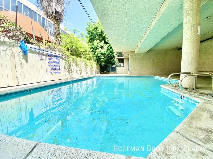 421 S Westmoreland Ave Los Angeles, CA Apartment for Rent