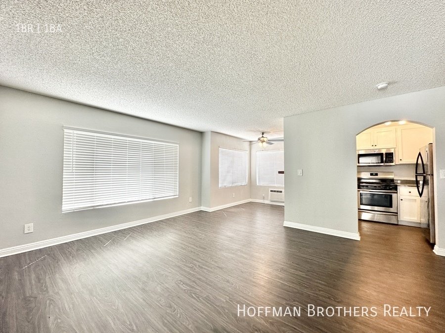 1316 N Mansfield Ave Los Angeles, CA Apartment for Rent