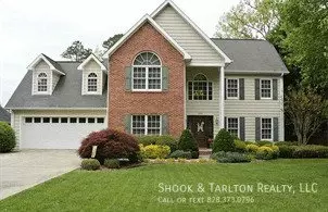 2133 13th St Ct NE Apartment for rent in Hickory Nc, NC