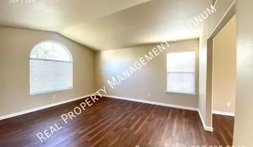 5 of 29 2245 N Rafael Ave House for rent in Fresno, CA