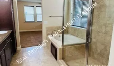 4 of 16 1617 E Grn House for rent in Fresno, CA
