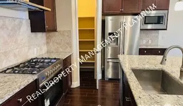2 of 16 1617 E Grn House for rent in Fresno, CA