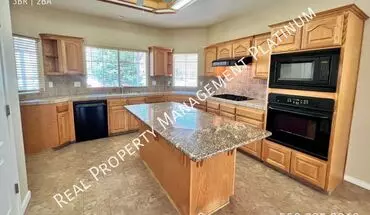 4 of 27 3040 N Sonora Ln House for rent in Fresno, CA