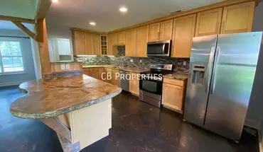 2 of 16 7076 Wickshire Cv W House for rent in Memphis, TN