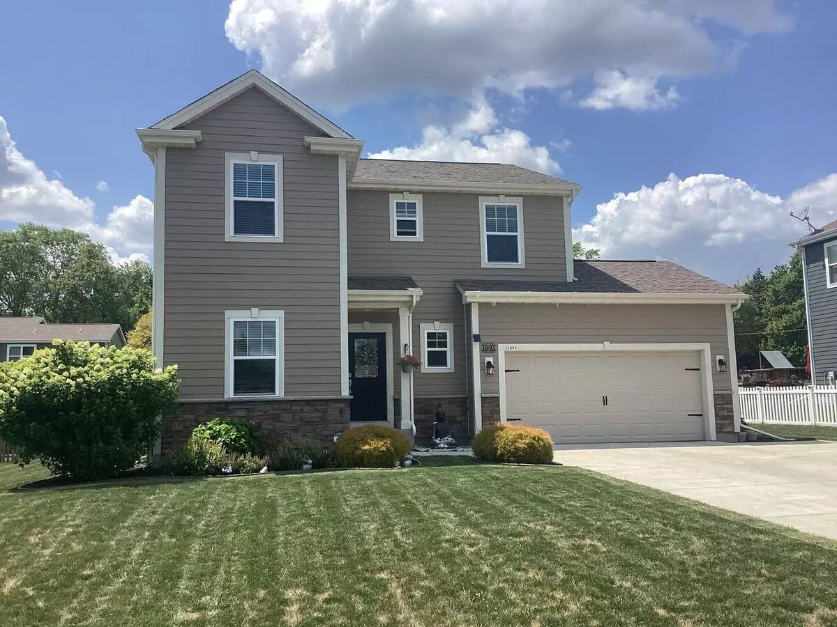 1095 S Elm Grove Rd House for rent in Brookfield, WI