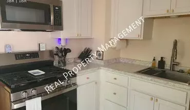 4 of 26 5820 W Mineral St House for rent in West Allis, WI