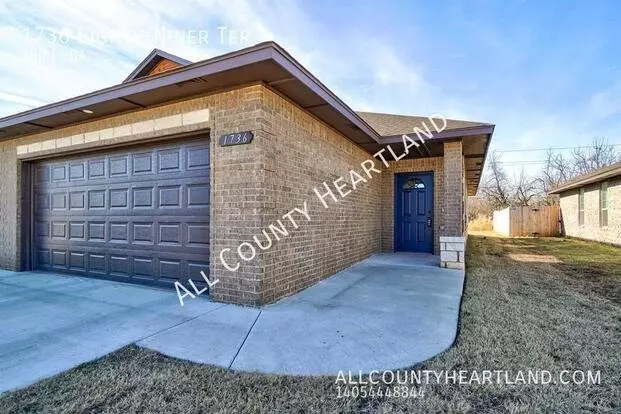 1736 Eighty-niner Ter Apartment for rent in El Reno, OK