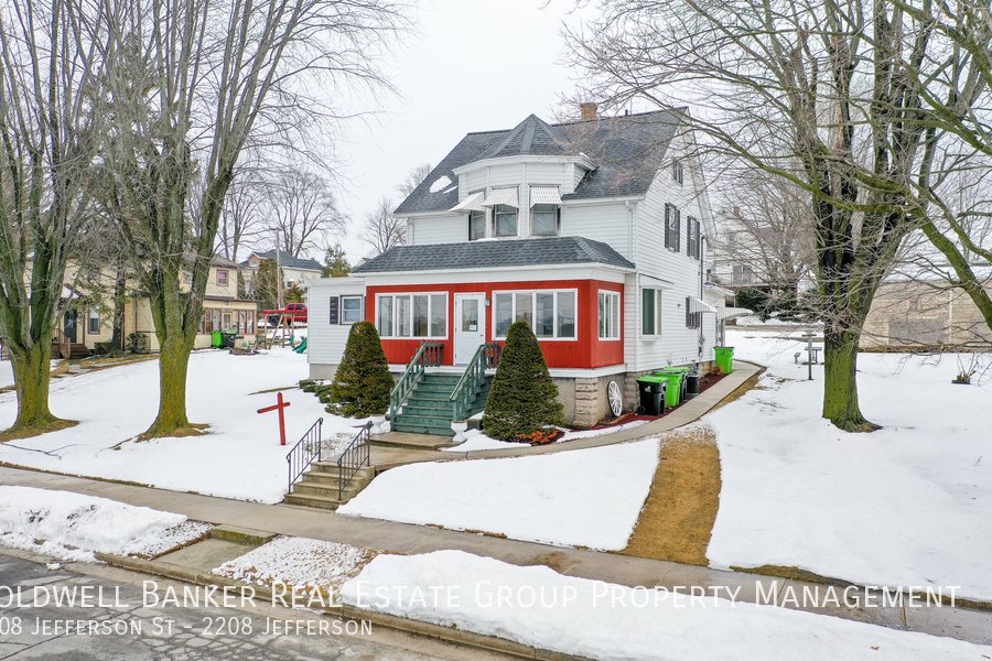 2208 Jefferson St New Holstein, WI Apartment for Rent