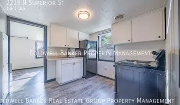 4 of 15 2219 N Superior St House for rent in Appleton, WI