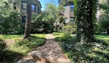 4 of 19 2469 Overlook Rd House for rent in Cleveland Heights, OH